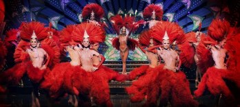 Abendessen und Show beim Moulin Rouge Paris