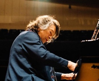 Elisabeth Leonskaja , Piano