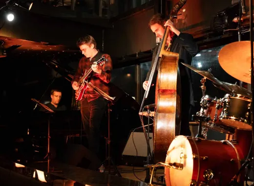 Dîner-spectacles jazz sur la péniche Le Son de la Terre